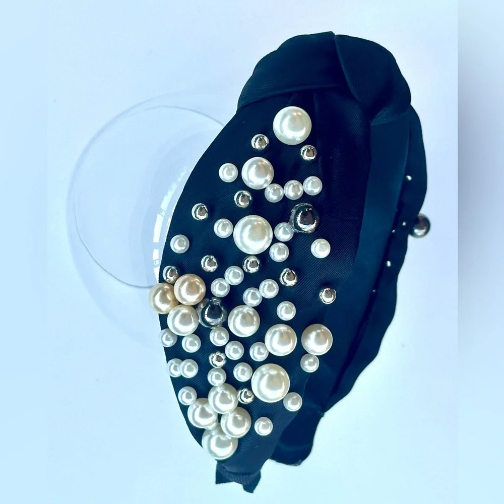 Elegant Black Pearl-Embellished Headband